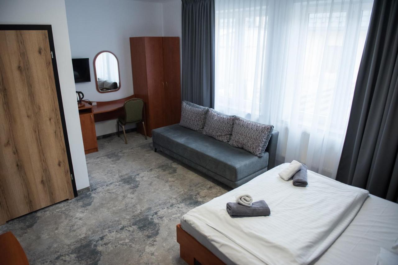 Hotel Paradiso Suchedniów Kültér fotó